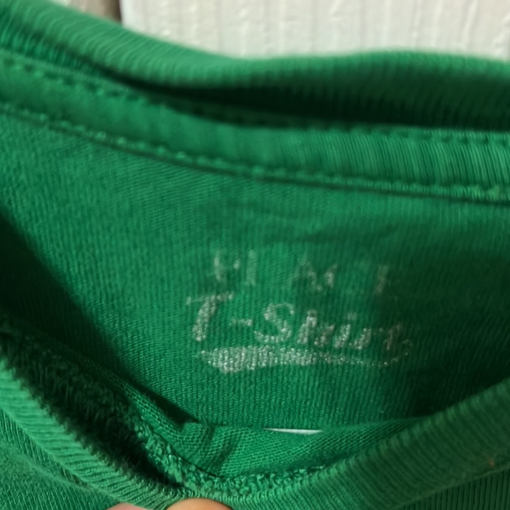 Green - Picture 2 of 4